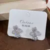 Brincos de Zircônia com Pedras Totais em Design de Luxo Leve, Estilo de Nicho de Alta Qualidade, Adequados para Mulheres, Modernos e Versáteis para o Dia a Dia, Acessórios de Orelha Brilhantes