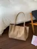 Bolsa de camurça transfronteiriça para mulheres, novo modelo 2026, bolsa de ombro vintage de alta qualidade, bolsa tote grande para o dia a dia, moderna