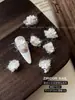 Decoraciones para Uñas White Small Flower Zircon Stacked Rhinestone, Perla 3D Cuadrada de Lujo Ligero Sin Base, Pedrería al por Mayor