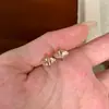 Elegante, exquisita, duradera y versátil joyería de cadena para clavícula con un collar colgante de marquesa simple, de alta gama, moderno y único