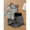 Conjunto de pijama de shorts cami listrado com design para mulheres Verão 2026 conjunto de loungewear adequado para sair para caminhar