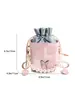 Otoño 2026 Nuevo Fresco Dulce Bolso Cubo Elegante Simple para Viajar Elegante Bolso Caja de Cadena al por Mayor Bolsos de Mujer