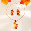 Pendientes de Hoja de Arce de Colores Adelgazantes Estilo Europeo y Americano para Mujer Colgante de Hoja de Arce Fresco y Versátil