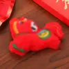 Colgante de Peluche Caballo Rojo Juguete de Peluche de Dibujos Animados Accesorio para el Año del Caballo Encanto de Peluche de Caballo Pequeño Lindo