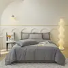 Conjunto de quatro peças 100% algodão de fibra longa, leve e de luxo, 60 contagens, capa de edredom bordada, lençol com elástico, conjunto de três peças, roupa de cama de cor sólida