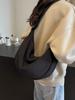 Bolso Cruzado de Hombro Casual Simple de Color Sólido Todo Fósforo Ligero para Viajero Nuevo de Otoño e Invierno para Comercio Exterior Bolso Dumpling