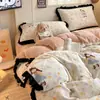 Ins Outono/Inverno Leite Fleece Renda Conjunto de Quatro Peças Capa de Edredom de Flanela Lençol de Cama Conjunto de Cama Quente de Fleece de Coral