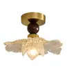 Lustre Vintage de Madeira de Nogueira com Pétalas para Sala de Jantar, Luminária Simples de Três Cabeças Estilo Longo para Balcão de Bar e Mesa de Jantar, Luminária de Corredor Estilo Lótus Retro Francês