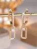 Brincos Retangulares Europeus e Americanos Simples Vazados com Micro Cravação de Diamante Branco para Mulheres Celebridade da Internet High-End Moda Coreana Brincos Versáteis