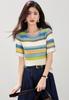 Camiseta Popular de Manga Corta a Rayas para Mujer 2025 Verano Nuevo Moda Coreana Tejido de Punto de Cuello Redondo a Rayas Arcoíris Contrastantes