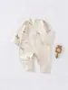 Mameluco de mariposa para recién nacido de cuatro estaciones, mameluco sin costuras de algodón puro para primavera y otoño, mameluco para bebé, ropa estilo monje para recién nacido, ropa para lactantes