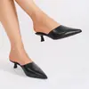 Una Talla Más Pequeña 2025 de Moda Nuevas Medias Zapatillas de Punta Zapatos Mula para Mujer Tacón de Gatito Sandalias de Punta Transfronterizas