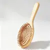 Pentes com almofada de ar feitos sob medida e no atacado, pentes de cabelo de bambu e madeira, pentes massageadores de cabeça e pentes alisadores de cabelo, projetados especificamente para mulheres