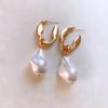 Corea del Sur pinzas para cangrejo irregulares aretes de perlas 2025 nuevo diseño simple aretes retro franceses aretes venta al por mayor