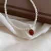 Colar de pérolas com pingente vermelho retrô simples estilo francês, novo estilo francês retrô, leve, luxuoso, de alta qualidade, para mulheres