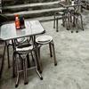Mesa plegable moderna para mercado nocturno al aire libre, mesa y sillas de comedor de acero inoxidable estilo industrial, mesa plegable para puesto de comida de restaurante de hot pot simple