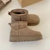 Botas de neve femininas com veludo plus, grossas, antiderrapantes, solado grosso, novo estilo 2026, para inverno, com aumento de altura, estilo retro nordeste, quentes, de algodão