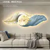 Pintura decorativa moderna de lujo ligero para sala de estar con reloj de plumas, pintura para colgar en la pared del fondo del sofá, pintura montada en la pared con iluminación controlada por sonido