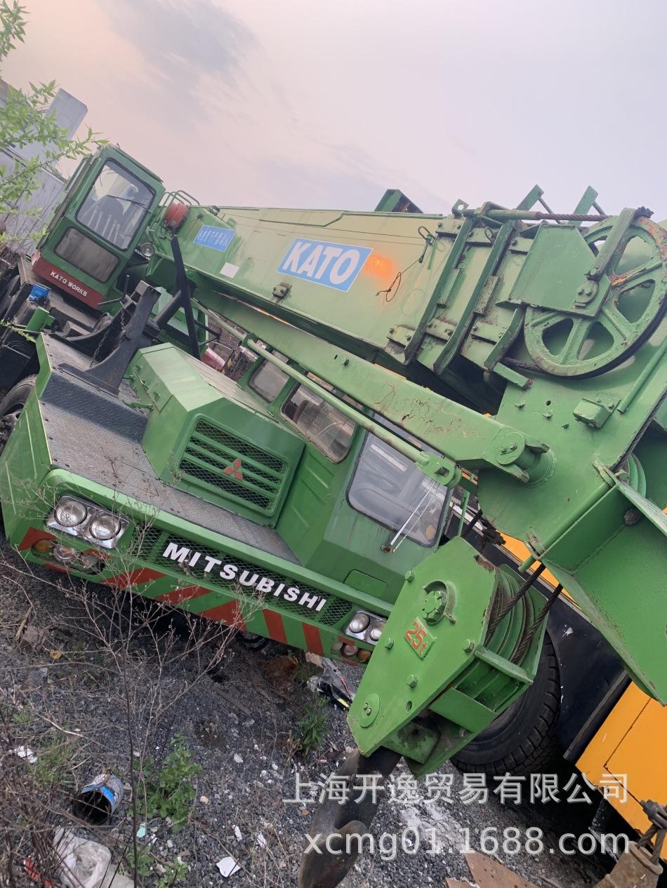 25 ton kato crane (25)