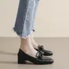 Sapatos Femininos de Couro Genuíno 2026 Outono Estilo Britânico Preto Solado Macio Meia-Salto Mocassins Sapatos de Trabalho Confortáveis