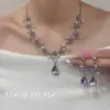 "Ramas Florales Entrelazadas" Collar Deslumbrante Morado de Flor y Gota de Agua, Artesanía Pesada, Lujo Ligero, Elegante y Exquisito, con un Sentido de Sofisticación, Cadena para Clavícula