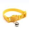 Venta Caliente Nuevos Suministros para Mascotas Collar Impermeable de PVC para Gato Color Macarrón Collar Ajustable para Gato con Cascabel