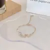 2022 nuevo de moda diseño de alta gama pulsera de perlas y pedrería de cinco estrellas Corea del Sur nicho pulsera de luna combinable para mujer