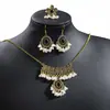 Set de Aretes, Anillo y Collar Estilo Bohemio Europeo y Americano con Aguja de Plata, Estilo Étnico Vintage con Aretes de Borla de Perlas y Pedrería