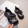 Sapatos Pretos Infantis 2025 Outono Novos Sapatos de Couro para Meninas Loafers para Performance no Campus em Estoque para Entrega Imediata