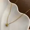 Versión coreana de acero de titanio, exquisita pintura al óleo, bola de color, colgante de perro, cadena de clavícula, lindo perro tridimensional, estilo lindo