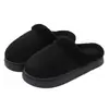 Novas pantufas de algodão felpudo espessado 2026 para homens, sapatos de algodão quentes antiderrapantes para casa no inverno, tamanho grande
