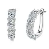 Pendientes de Aro Luochen Más Vendidos Incrustados con Circonita Forma de D Estilo Europeo y Americano Gama Alta Lujo Ligero Completamente Pavimentados con Diamantes Pendientes y Accesorios de Diseño de Nicho