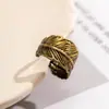 Anillo Cruzado Retro Europeo y Americano con Índice de Flor Turquesa Set de Anillos de Articulación Viento Frío Estrella Luna Hojas Anillo de Pedrería