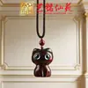 Collar con Colgante de Gato de Palo de Rosa Yiming Xianyuan Gato de Madera Creativo Llavero para Coche Colgante de Memoria USB