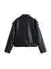 Chaqueta de motocicleta de cuero sintético con patrón de lichi, estilo corto, para mujer, comercio exterior transfronterizo europeo y americano, con hombro caído, cremallera diagonal, charreteras, remaches y cinturón.
