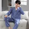 Pijama para Hombre en Primavera y Otoño, Conjunto de Dos Piezas con Pantalón de Manga Larga y Cárdigan, Conjunto Casual de Ropa para el Hogar de Talla Grande Holgada que se Puede Usar Afuera
