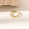 Anillo de Diamante Vintage Estilo Francés con un Toque de Lujo, Anillo de Piedra Preciosa para Mujer, Acero de Titanio Diseño Abierto, Joyería que No se Desvanece al por Mayor