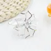 Novo Suporte de Guardanapo de Liga Metálica com Diamantes Incrustados em Metal e Design Floral, Argola de Guardanapo Floral de Metal de Alto Padrão para Guardanapos de Mesa de Jantar