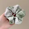 Scrunchie de satén grande para mujer, dulce y elegante, goma para el pelo extragrande para peinado de moño, estampado a cuadros, verano