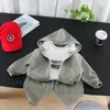 Kids2026 Nuevo Conjunto para Niños Moda Otoño Primavera y Otoño Ropa Elegante para Niños Sudadera de Bebé Conjunto de Tres Piezas de Manga Larga Tendencia Venta al por Mayor