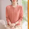 Suéter de punto de mamá ropa de otoño moderno elegante top base 2026 nuevo estilo ropa para mujeres de mediana edad y mayores ropa interior suéter de primavera y otoño