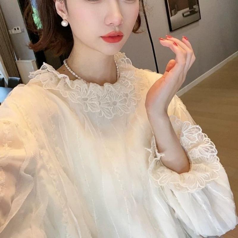秋季新款法式甜美气质白色双层花朵领口长袖衬衫减龄温柔上衣_5