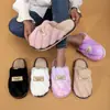 Sapatos Peludos Populares Transfronteiriços 2026 Outono e Inverno Novos Quentes para Interior Femininos Europeus e Americanos Chinelos de Algodão Atacado do Fabricante
