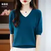 Pronta para usar de primeira linha, gola V, malha, manga curta, feminina, verão e outono, nova, solta, fina, meia-manga, top, vestuário feminino cross-border, atacado