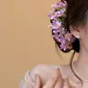 Belleza Floral~Horquilla de Flor Morada Atmosférica, Flor Artificial Suave y Elegante para Peinado Lateral, Accesorio de Viaje
