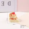 Acessórios de Resina Desenho Animado Brinquedos de Comida Morango Simulados Pão Cola de Creme DIY Adesivos para Capa de Celular Ímãs de Geladeira Materiais