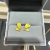 Nuevos Pendientes de Mariposa de Oro Arena Vietnamita Estilo Chino Pendientes de Mariposa Hoja de Princesa Rica Retro Pendientes Simples de Lujo Ligero para Mujeres