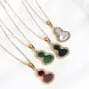 Collar de Calabaza de Acero de Titanio de Precisión de Alta Calidad para Mujer, Tendencia Nacional, Diseño de Nicho, Cadena Clavicular de Nácar Blanco de Gama Alta