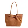 Bolsa Tote Retrô de Grande Capacidade para Mulheres Outono 2025 Nova Versátil Estilo Preguiçoso Versátil Casual Bolsa de Ombro Axila