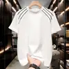 Camiseta de Verano Acolchada en Hombros de Manga Corta para Hombre, Líneas de Bloques de Color de Nicho, Estilo Popular de Celebridad de Internet, Elegante Camiseta de Cuello Pequeño con Diseño de Manga Raglán Ligera y Moderna